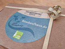 Lade das Bild in den Galerie-Viewer, Käsebox "Müritz" - Bockshornklee mit persönlicher Grußkarte