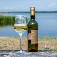 Lade das Bild in den Galerie-Viewer, Hundertdreiundfünfzig Cuvée Weißwein trocken 2022